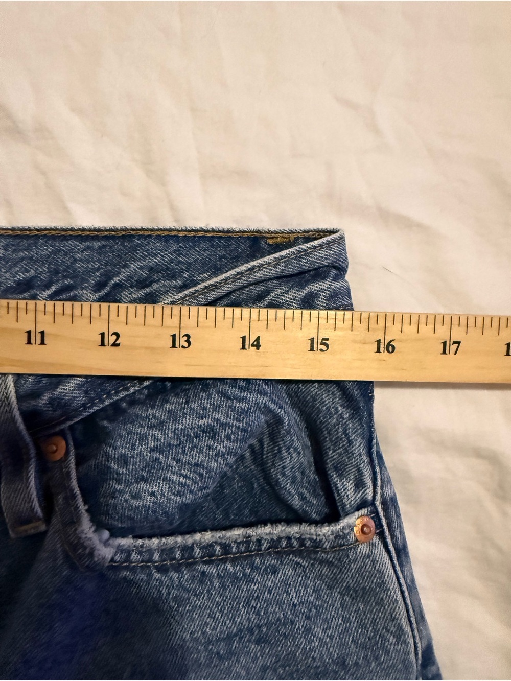 Levi’s Classic Wide-Leg Balloon Blue Denim Jeans EUC 0781 - Picture 7 of 9